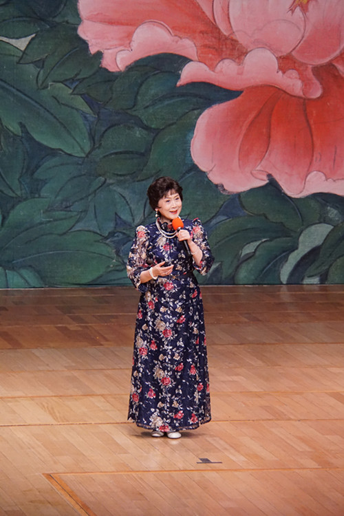 著名京剧表演艺术家刘长瑜,冯志孝,杨春霞,李鸣岩,叶少兰登台演绎代表