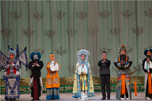 国家京剧院《龙凤呈祥》迎新年