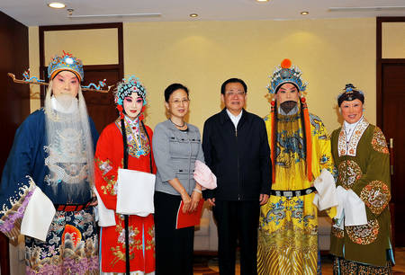 《<em>杨门女将</em>》<em>主演</em>合影