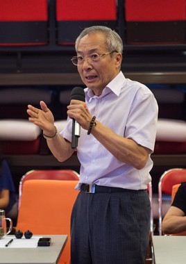 高牧坤讲评王忠信为颜世奇说戏胡炳旭指导乐队练乐杨春霞,高牧坤老师